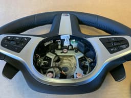 BMW BMW 5 G30 G31 G38 6 G32 X3 G01 G08 X4 G02 OEM LCI EU M Steering Wheel VIBRO — thumbnail 8