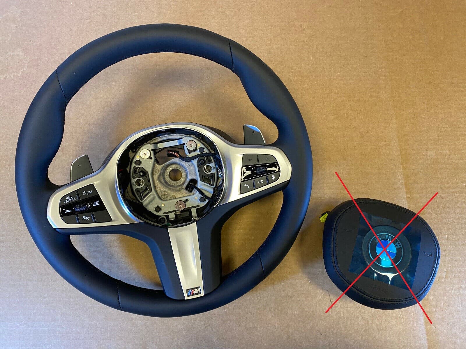 BMW BMW 5 G30 G31 G38 6 G32 X3 G01 G08 X4 G02 OEM USA LCI M Steering Wheel VIBRO ACC