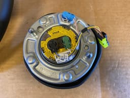 BMW BMW 5 G30 G31 G38 6 G32 X3 G01 G08 X4 G02 OEM USA LCI M Steering Wheel VIBRO ACC — thumbnail 6
