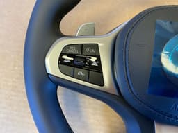 BMW BMW 5 G30 G31 G38 6 G32 X3 G01 G08 X4 G02 OEM USA LCI M Steering Wheel VIBRO ACC — thumbnail 3