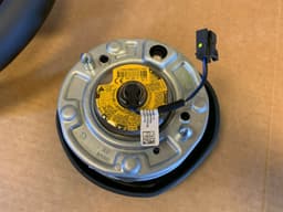 BMW BMW M5 F90 X3M F97 X4M F98 GENUINE M Steering Wheel HEATING ACC NEW — thumbnail 6