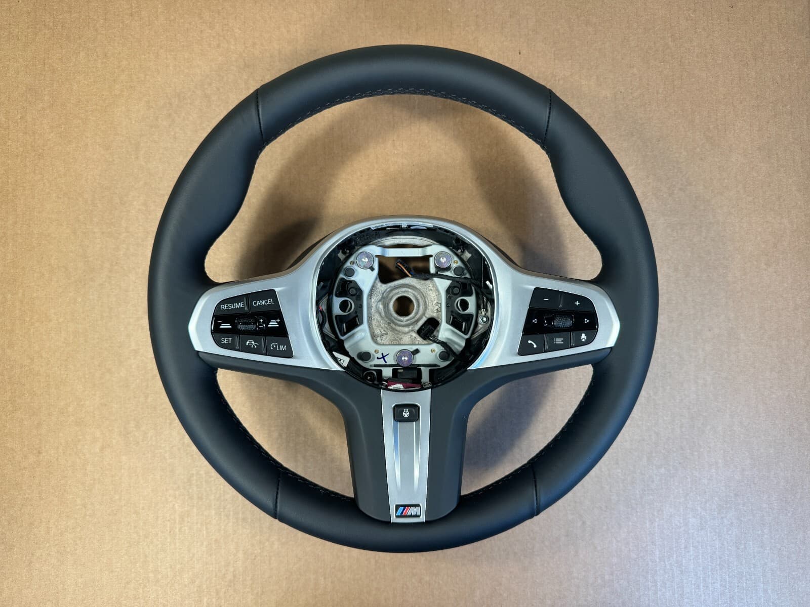 BMW BMW 5 G30 G31 G38 6 G32 X3 G01 G08 X4 G02 M Steering Wheel HEATING VIBRO ACC