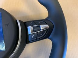 BMW BMW F15 F16 F20 F21 F22 F25 F26 F30 F31 F32 F33 F34 OEM M Sport Steering Wheel — thumbnail 4