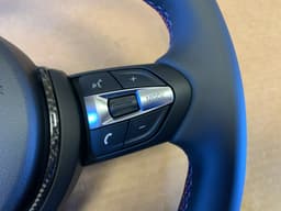 BMW BMW F01 F02 F03 F04 F06 F07 F10 F11 F12 F13 OEM M Sport Steering Wheel VIBRO ACC — thumbnail 3