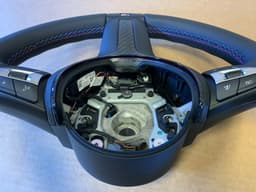 BMW BMW F01 F02 F03 F04 F06 F07 F10 F11 F12 F13 OEM M Sport Steering Wheel VIBRO ACC — thumbnail 8