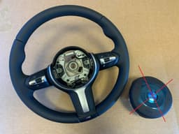 BMW BMW F15 F16 F25 F26 F39 F45 F48 GENUINE USA M Steering Wheel — thumbnail 1