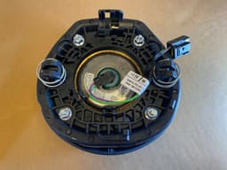 BMW BMW 1 2 3 Z4 F40 F44 G20 G21 G28 G29 OEM M Steering Wheel Paddles HEATING ACC — thumbnail 6