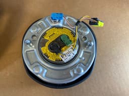 BMW BMW 8 X5 X6 X7 G14 G15 G16 G05 G06 G07 USA M Steering Wheel HEATED VIBRO ASSIST+ — thumbnail 6