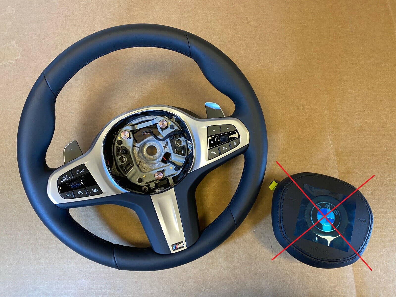 BMW BMW 5 G30 G31 G38 6 G32 X3 G01 G08 X4 G02 GENUINE USA M Steering Wheel ASSIST+