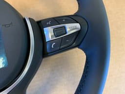 BMW BMW F22 F23 F30 F31 F32 F34 F36 F87 OEM USA M Steering Wheel VIBRO TRIPLE AIR — thumbnail 4