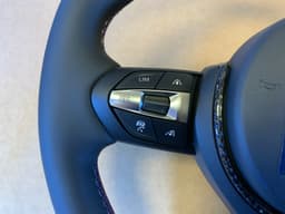 BMW BMW F15 F16 F25 F26 F39 F45 F48 OEM USA M Steering Wheel CARBON VIBRO ACC — thumbnail 3