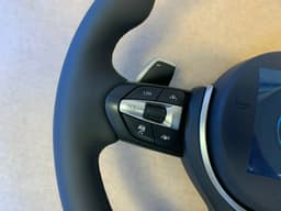 BMW BMW X3 X4 X5 X6 F15 F16 F25 F26 USA M Steering Wheel PADDLES VIBRO ASSIST+ — thumbnail 3