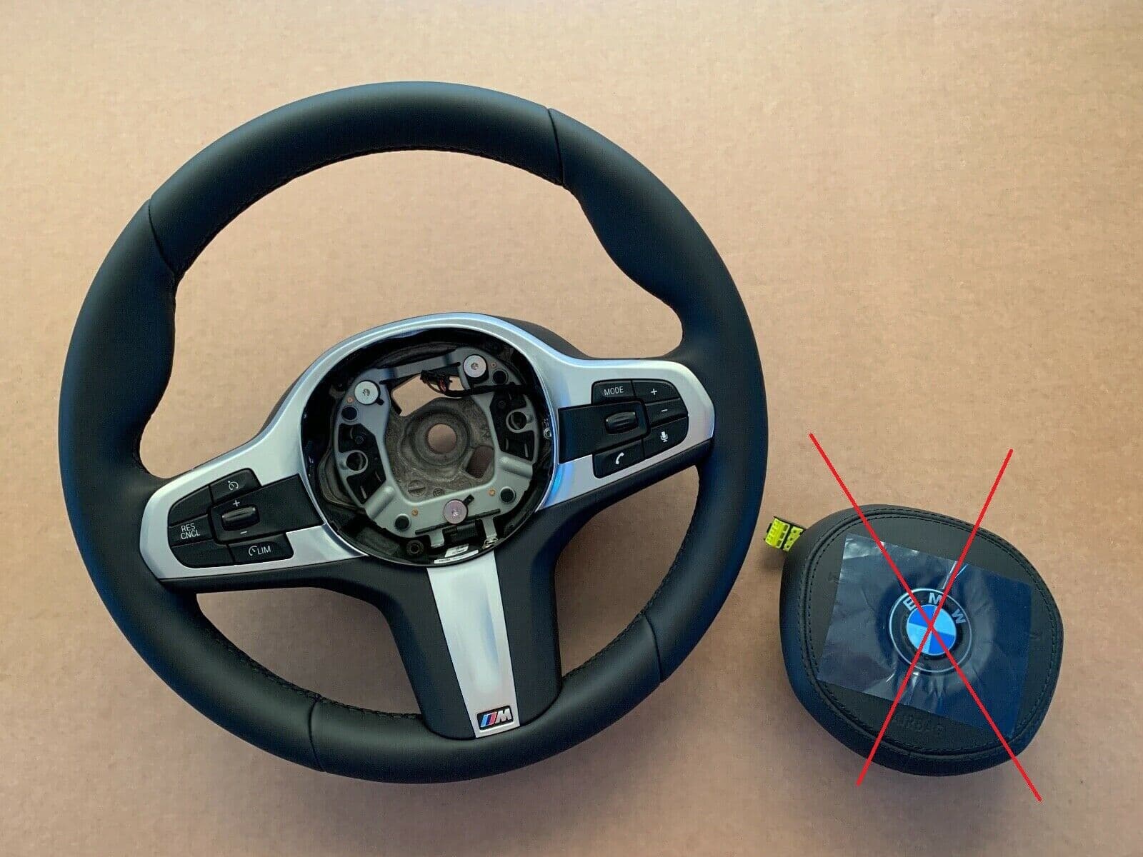 BMW BMW 5 G30 G31 G38 6 G32 X3 G01 G08 X4 G02 GENUINE USA M Sport Steering Wheel