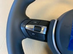 BMW BMW F01 F02 F03 F04 F06 F07 F10 F11 F12 F13 GENUINE M Sport Steering Wheel — thumbnail 3