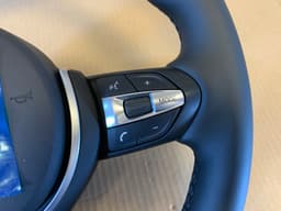 BMW BMW F01 F02 F03 F04 F06 F07 F10 F11 F12 F13 GENUINE M Sport Steering Wheel — thumbnail 4