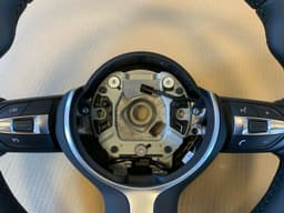 BMW BMW F01 F02 F03 F04 F06 F07 F10 F11 F12 F13 GENUINE M Sport Steering Wheel — thumbnail 6