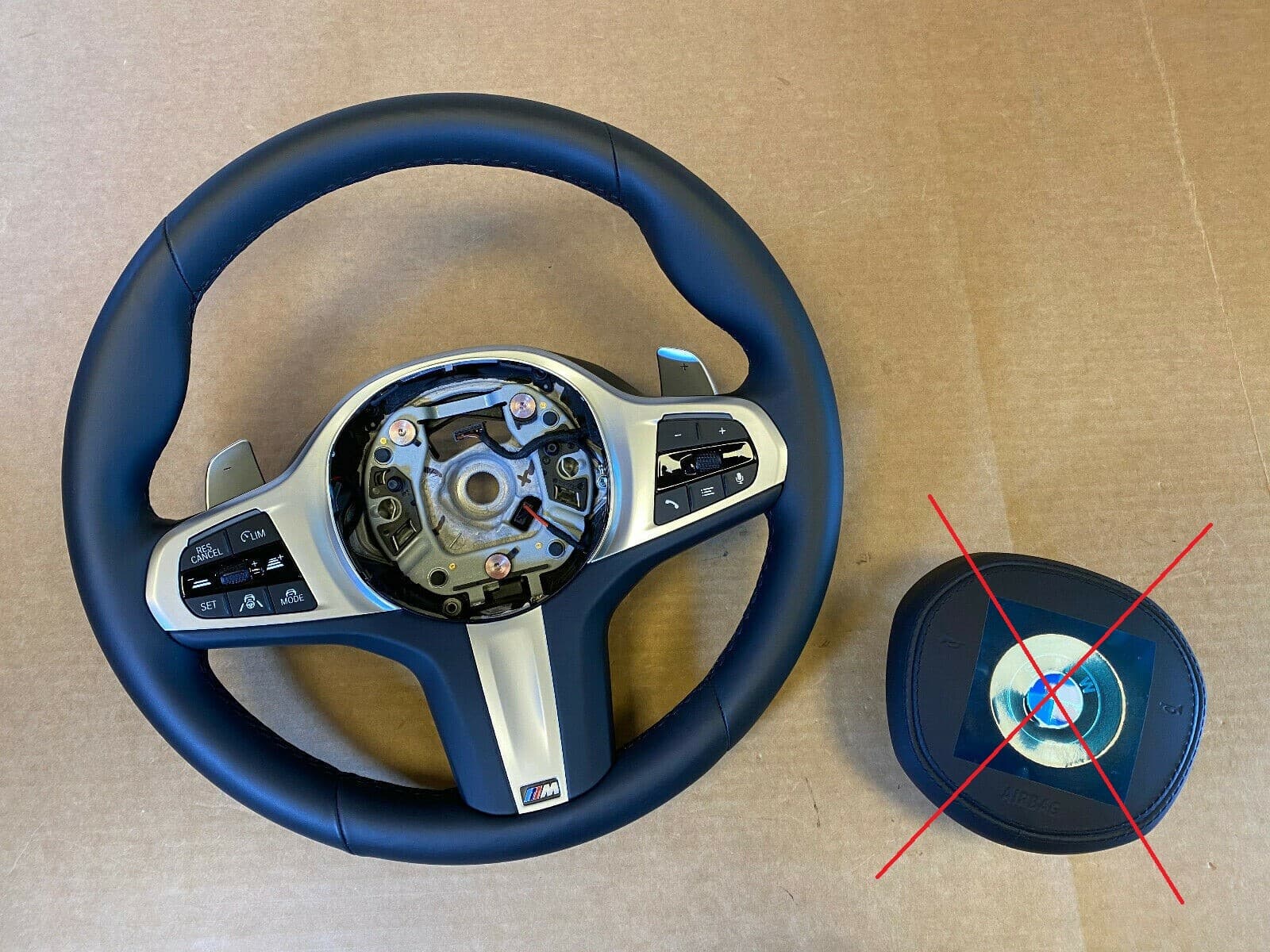 BMW BMW 8 X5 X6 X7 G14 G15 G16 G05 G06 G07 EU OEM M Steering Wheel Petals Assist+