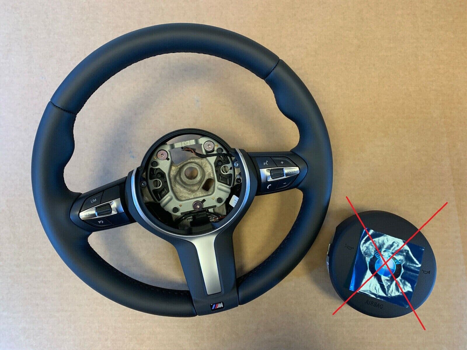 BMW BMW F15 F16 F20 F22 F25 F26 F30 F31 F32 F33 F34 OEM M Sport Steering Wheel NEW