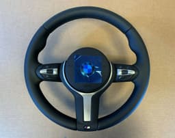 BMW BMW F15 F16 F20 F22 F25 F26 F30 F31 F32 F33 F34 OEM M Sport Steering Wheel NEW — thumbnail 2