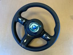 BMW BMW F22 F23 F30 F31 F32 F33 F34 F36 F87 OEM USA M Steering Wheel CARBON ACC — thumbnail 10
