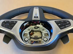 BMW BMW 1 2 3 Z4 F40 F44 G20 G21 G28 G29 USA M Steering Wheel Paddles HEATING ACC — thumbnail 8