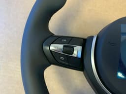 BMW BMW F15 F16 F25 F26 F39 F45 F48 USA M Steering Wheel HEATING VIBRO — thumbnail 3
