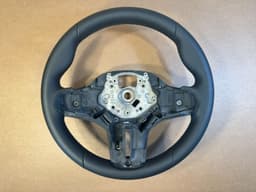 BMW BMW 5 G30 G31 G38 6 G32 GENUINE M Steering Wheel Black Leather W/O Shift Paddles — thumbnail 1
