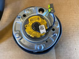 BMW BMW 5 G30 G31 G38 6 G32 X3 G01 G08 X4 G02 GENUINE M Steering Wheel ASSIST+ — thumbnail 6