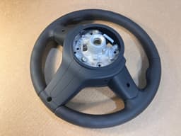 BMW Original Leather BMW 2 F45 F46 X1 F48 X2 F39 M Sport Steering Wheel 32307851517 — thumbnail 9
