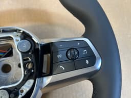 BMW BMW iX1 U11 iX2 U10 GENUINE M steering wheel BOOST 32305A7D356 — thumbnail 5