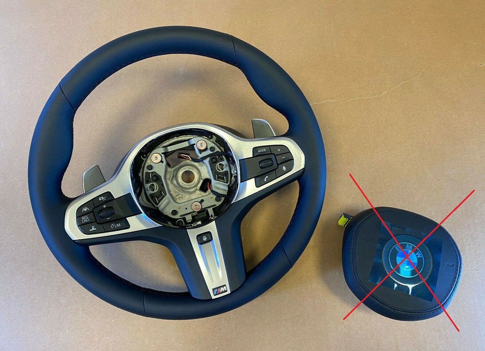 BMW BMW 5 G30 G31 G38 6 G32 X3 G01 X4 G02 USA M Steering Wheel HEATING VIBRO ASSIST+