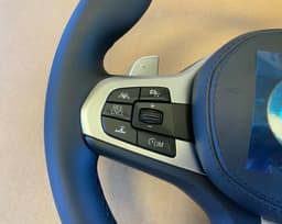 BMW BMW 5 G30 G31 G38 6 G32 X3 G01 X4 G02 USA M Steering Wheel HEATING VIBRO ASSIST+ — thumbnail 3