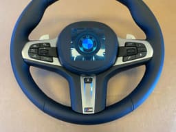 BMW BMW 5 G30 G31 G38 6 G32 X3 G01 X4 G02 USA M Steering Wheel HEATING VIBRO ASSIST+ — thumbnail 5