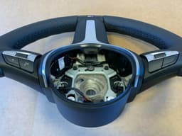 BMW BMW F20 F21 F22 F23 F30 F31 F32 F33 F34 F36 OEM USA M Sport Steering Wheel — thumbnail 5