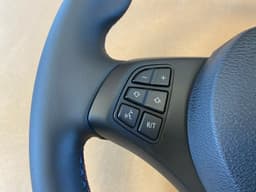 BMW BMW X3 X5 E83 E53 GENUINE M Sport Steering Wheel M Stitches Nappa Leather — thumbnail 2