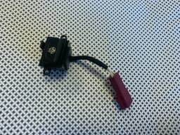 BMW BMW 1 2 3 5 6 7 8 X3 X4 X5 X6 X7 OEM G series Steering Wheel Heating Pushbutton — thumbnail 2