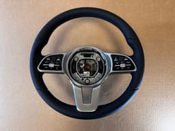MERCEDES-BENZ Mercedes W177 W205 W243 W247 w253 OEM SPORT RHD Steering Wheel A0004609901 — thumbnail 1