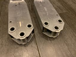 BMW BMW 5 GT F07 OEM Front Bumper Crash Carrier Bar Holders x2 gb Left & Right — thumbnail 10