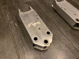 BMW BMW 5 GT F07 OEM Front Bumper Crash Carrier Bar Holders x2 gb Left & Right — thumbnail 2