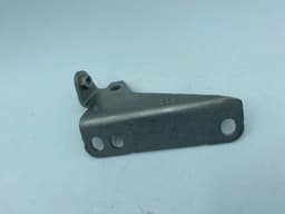 BMW BMW X1 F48 ENGINE CYLINDER HEAD SUPPORT 11658513637 8513637 GENUINE — thumbnail 8