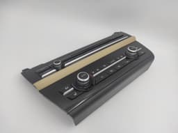 BMW OEM BMW 5 F10 F11 Climate Control Panel Radio Control Panel 6805770 Seat Heater — thumbnail 3
