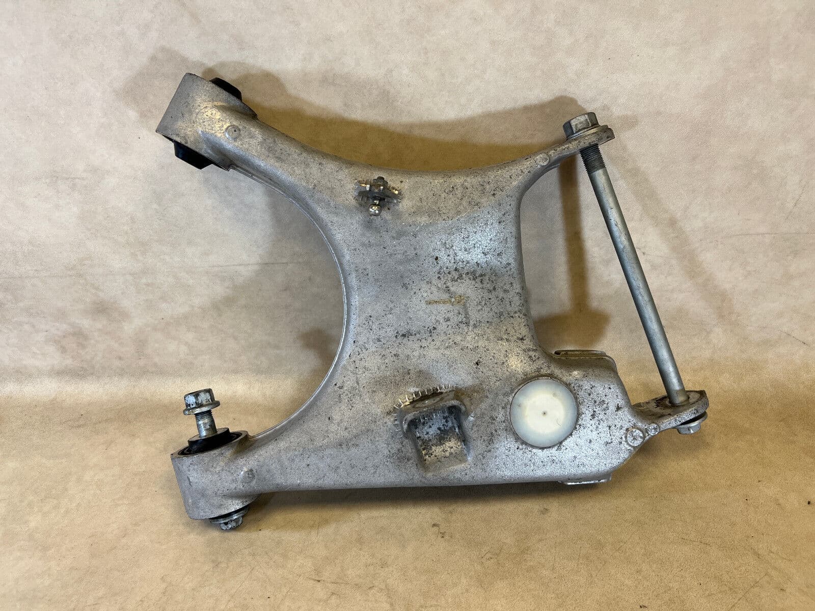 BMW BMW M5 E39 Genuine Rear Right Lower H Swing Control Arm 33322229516