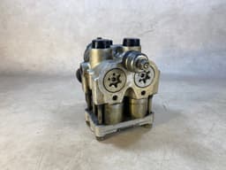BMW GENUINE BMW E23 7 ABS Brake Pump 34511154995 — thumbnail 2