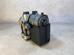 BMW GENUINE BMW E23 7 ABS Brake Pump 34511154995 — thumbnail 4