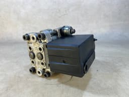BMW GENUINE BMW E23 7 ABS Brake Pump 34511154995 — thumbnail 8