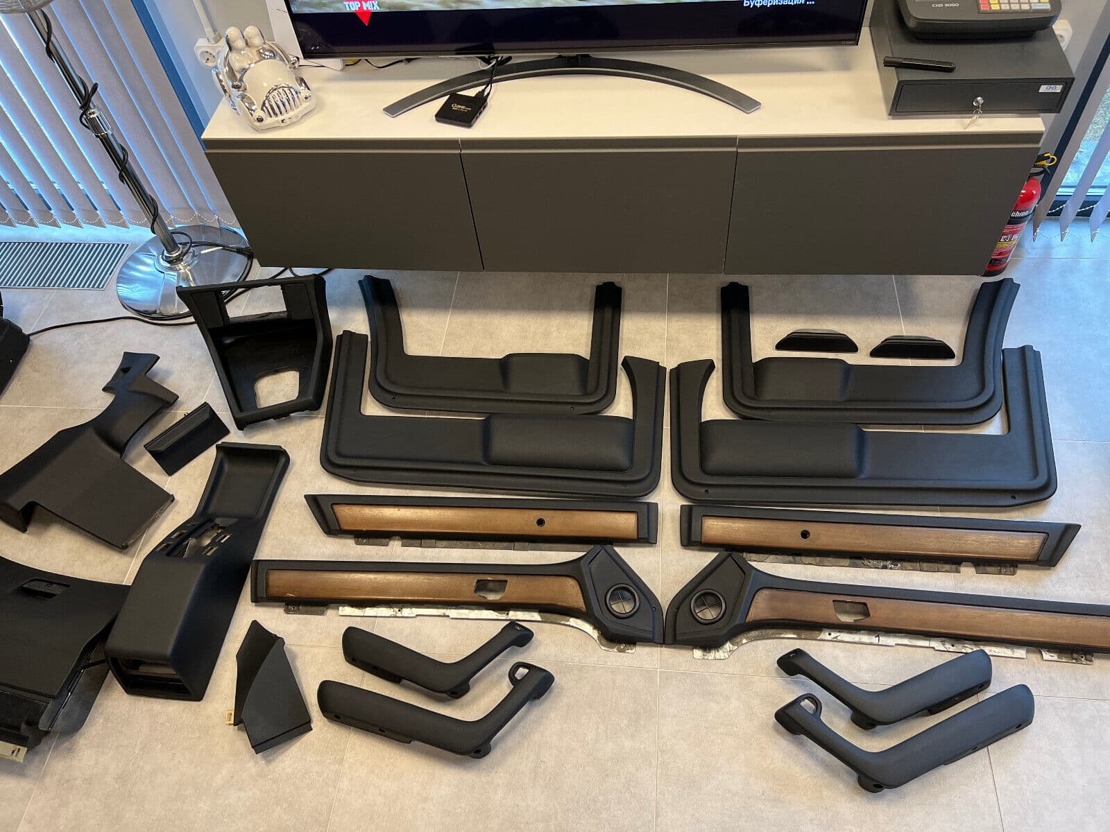 BMW BMW 7 E23 Facelift GENUINE Door Center Console Panel Trim SET Black