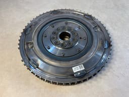 PORSCHE Porsche 911 991 Carrera 3.8 GENUINE PDK Mass Flywheel 99111402000 — thumbnail 5