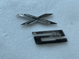 BMW GENUINE BMW - E53 E70 Rear Trunk Emblem Adhered 51148402675 — thumbnail 10