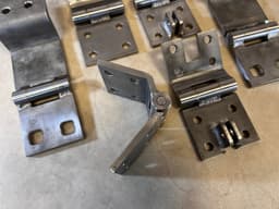 MERCEDES-BENZ STAINLESS STEEL Mercedes W463 G class 2 Doors + Trunk Door Hinge Set 6 pcs — thumbnail 9