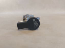 BMW NEW GENUINE BMW MINI Fuel Pressure accumulator & Sensor 13538579239 13538514154 — thumbnail 3